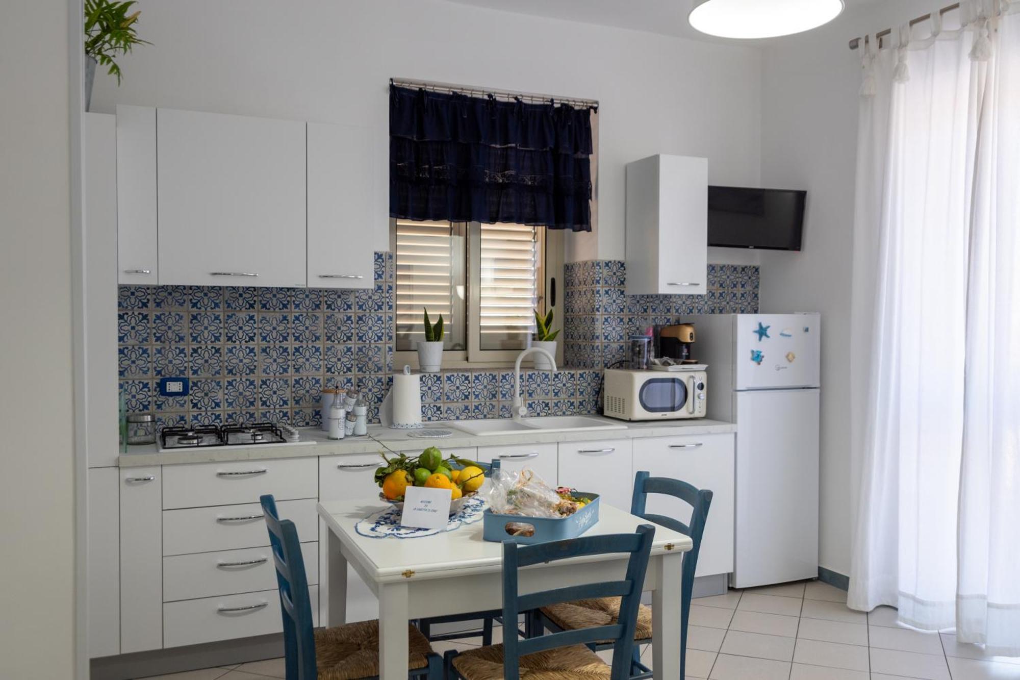 Casa Vacanze La Casetta Di Zinu' Porto Empedocle Extérieur photo